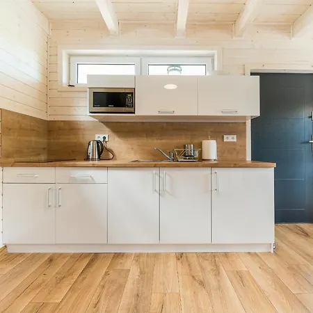 Zrodlana 10 山林小屋