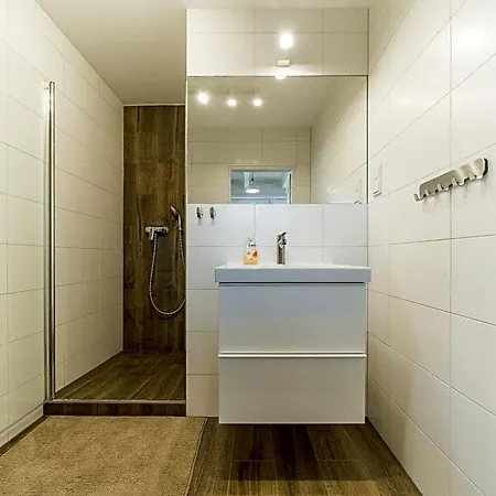 Zrodlana 10 山林小屋 鲁比亚托沃