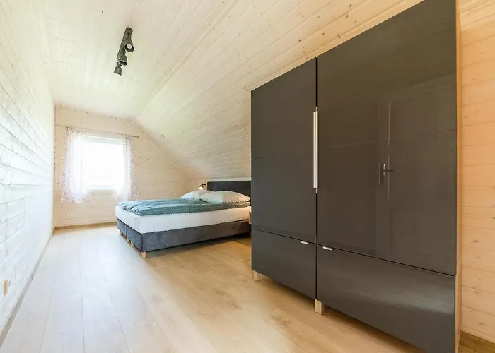 Zrodlana 10 بيت خشبي